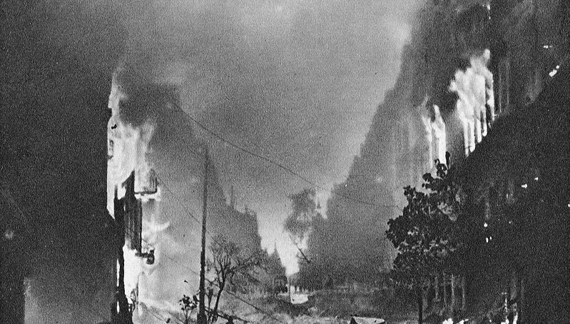 Arkadiusz Mularczyk: W trakcie II wojny światowej w Warszawie zniszczono około 75 proc. budynków