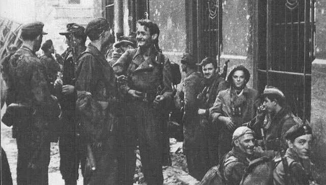Marsz Pamięci przejdzie ulicami Warszawy. Przypomni o powstańczym przebiciu do Śródmieścia