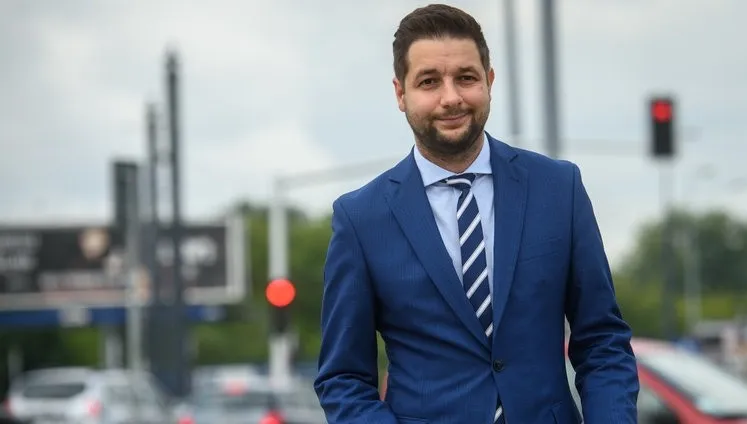 Inni się kłócą, Jaki pracuje! Poznaliśmy program dobrej zmiany dla warszawskiej oświaty