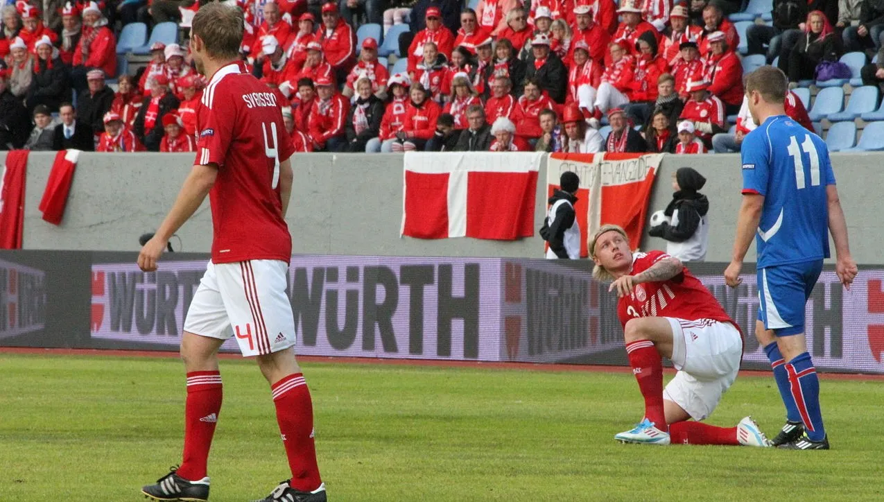 Nietypowa reprezentacja Danii na mecz ze Słowacją! Zagrają... trzecioligowcy i piłkarze halowi