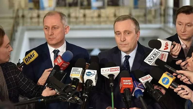 Schetyna znów o PiS. Obsesja?