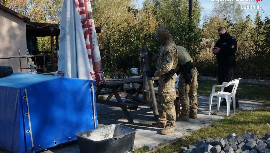 Miał na posesji wyrzutnie, granaty i pociski