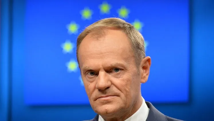 Tusk pokazał prawdziwą twarz! Mija się z prawdą i... wyśmiewa pojednanie w marszu niepodległości