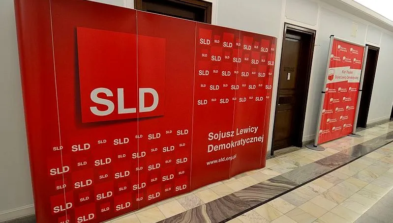 Postkomuniści murem za Zdanowską