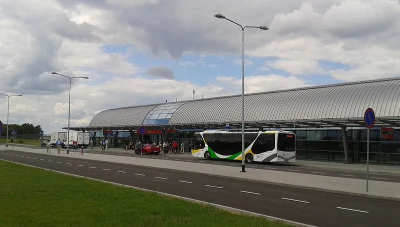 Duże powodzenie lotniska w Modlinie
