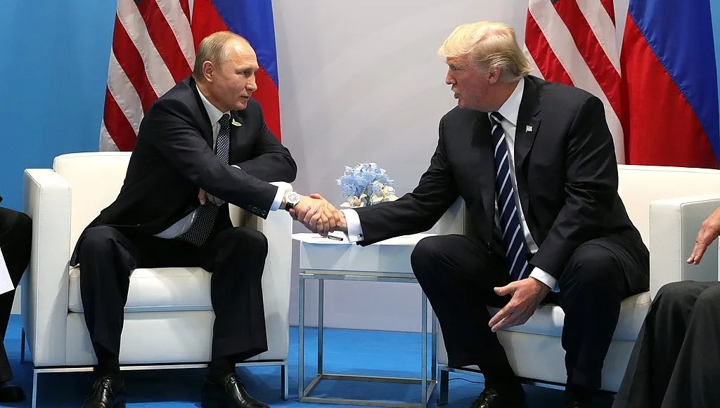 Paryskie spotkanie Putin - Trump jednak się odbędzie 