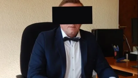 Naczelnik-łapówkarz odwołany ze stanowiska