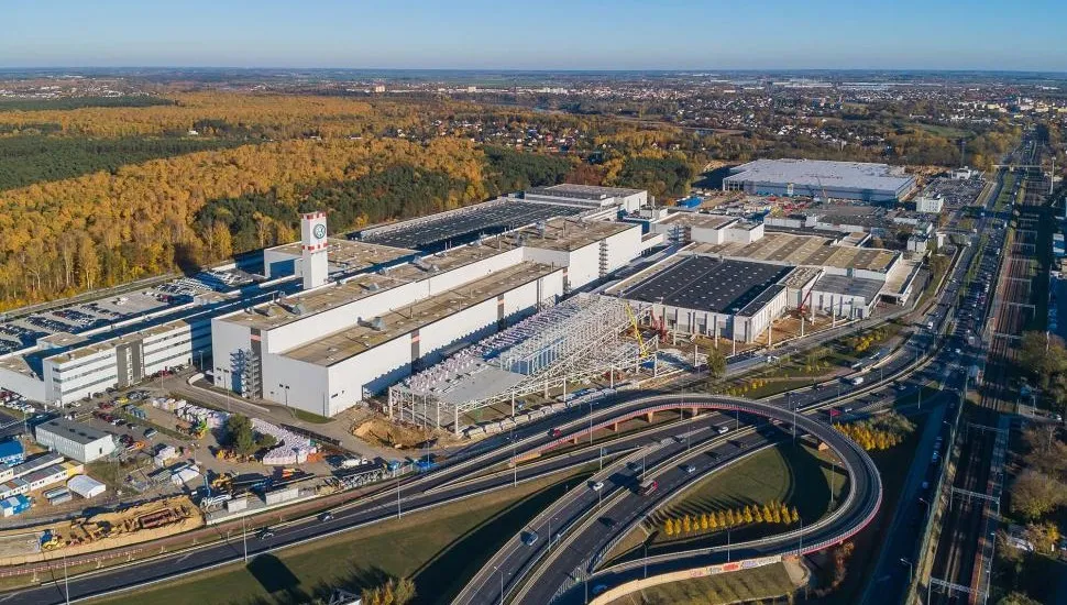 Volkswagen Poznań z nową halą logistyczną