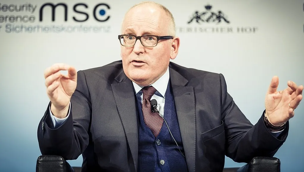 Timmermans kandydatem socjalistów na szefa KE