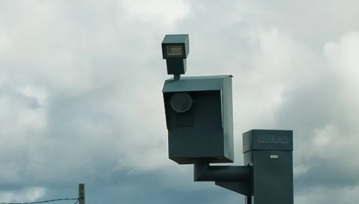 Jechał ponad 100km/h w terenie zabudowanym