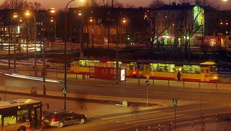Samochód zderzył się z tramwajem