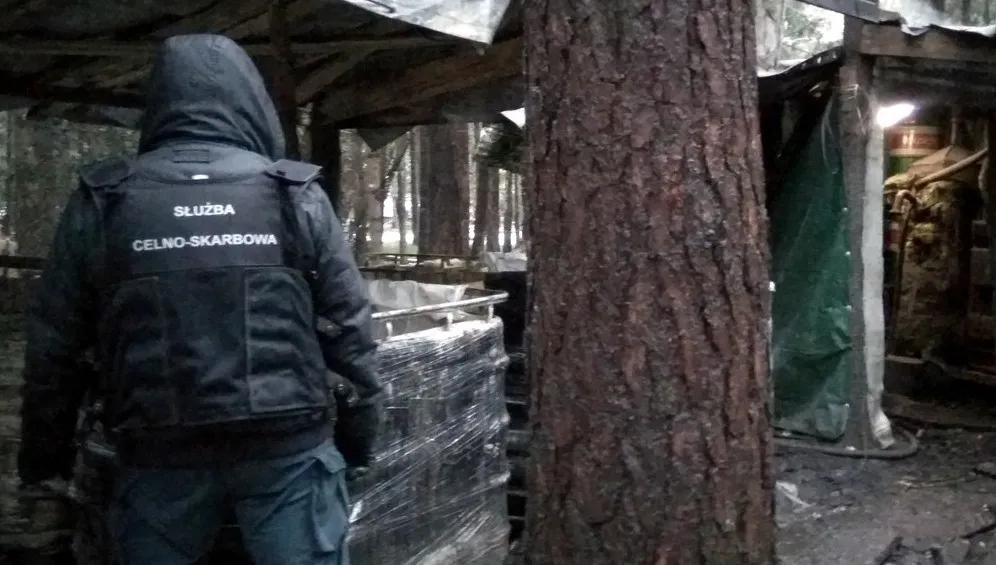 Zlikwidowali leśną bimbrownię