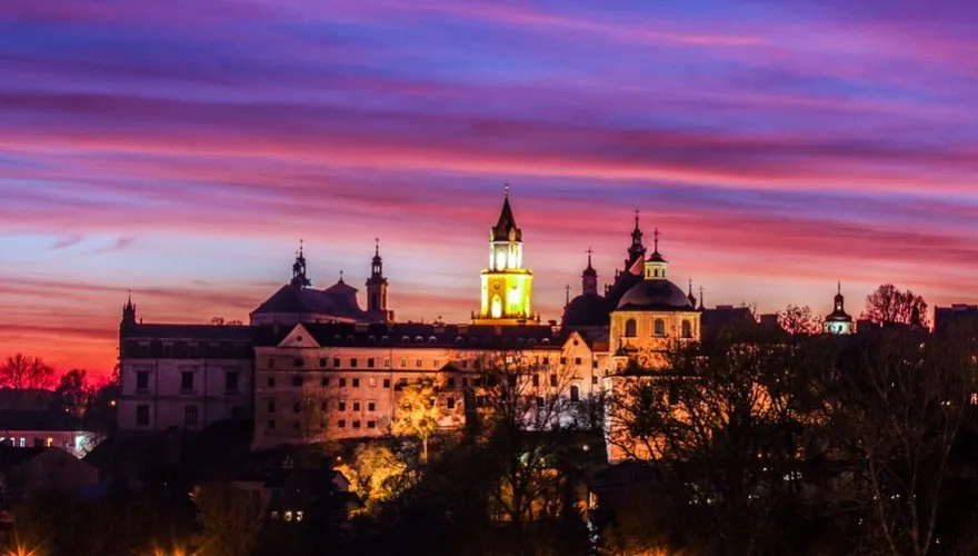 Album o miejscach, których już nie ma