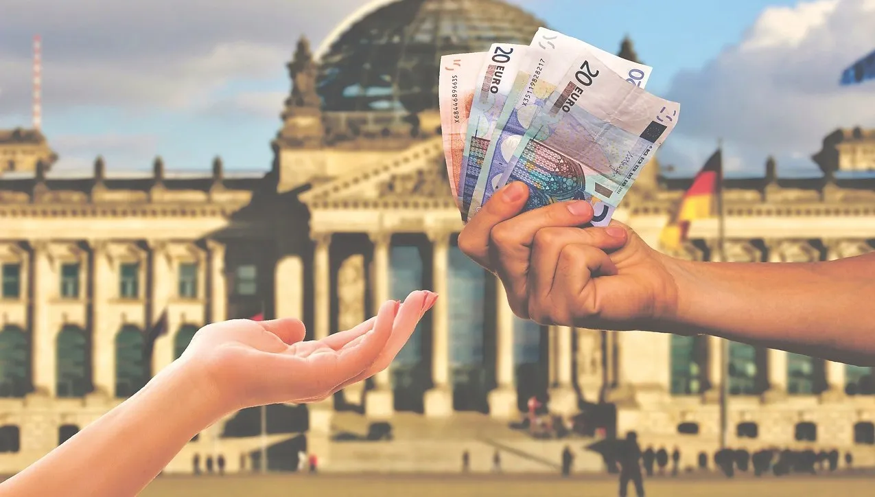 Ile zarabiają w innych bankach centralnych?