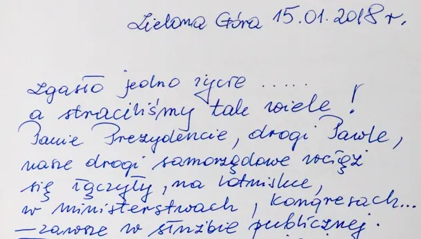 Zielona Góra: księgi kondolencyjne dla Adamowicza