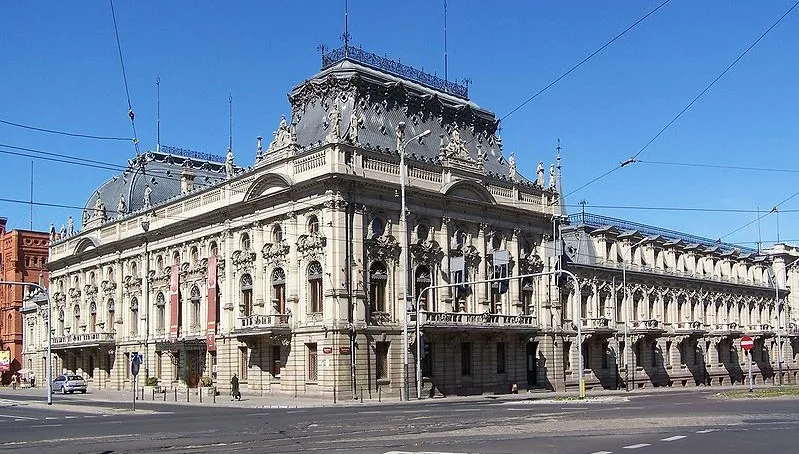 Łódzkie muzeum obdarowane przez 99-latkę