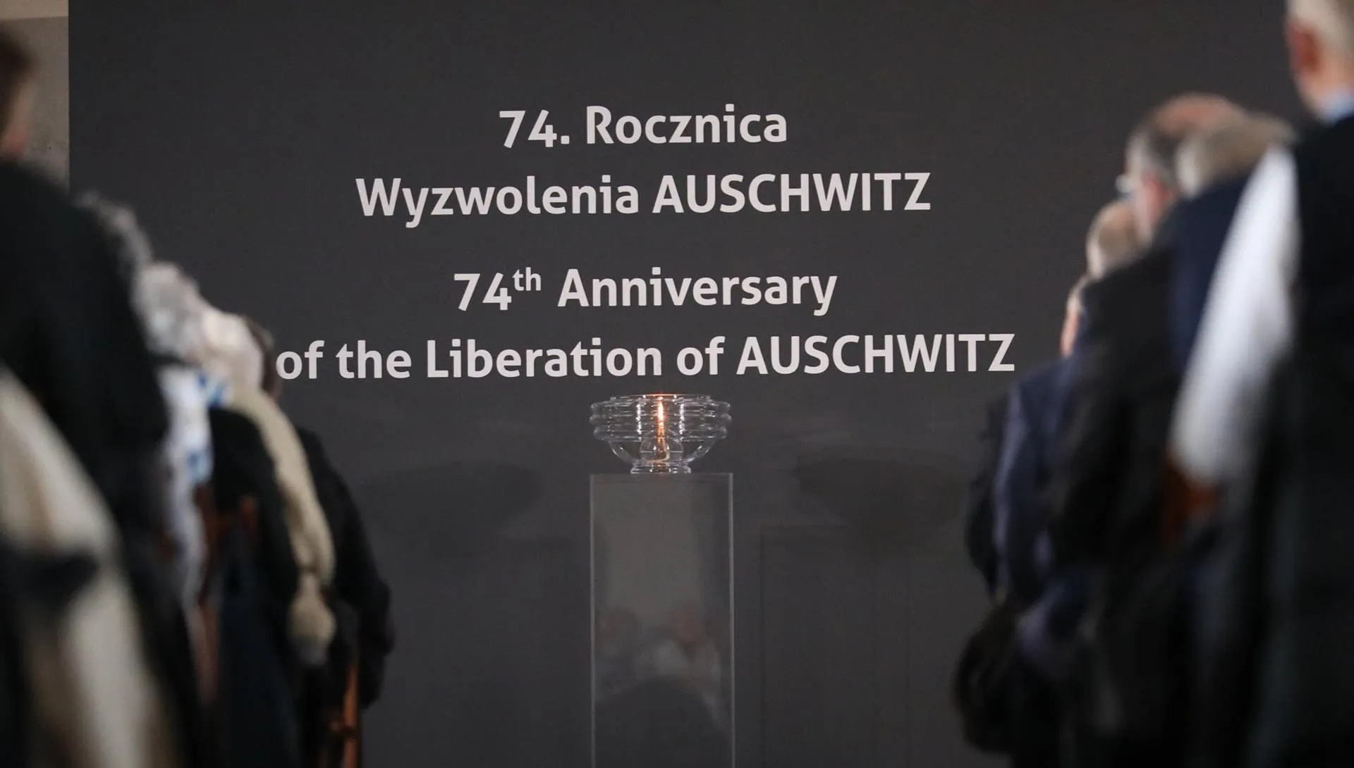 Prokuratura: dwie osoby mogły publicznie nawoływać do nienawiści