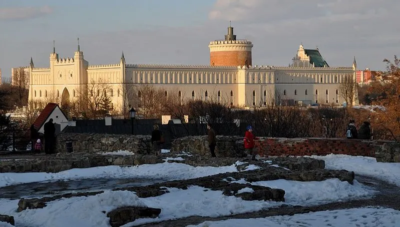 Lublin: pogrzeb bohaterskich małżonków