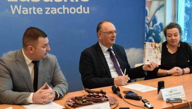 Poznaj tradycyjną kuchnię regionu