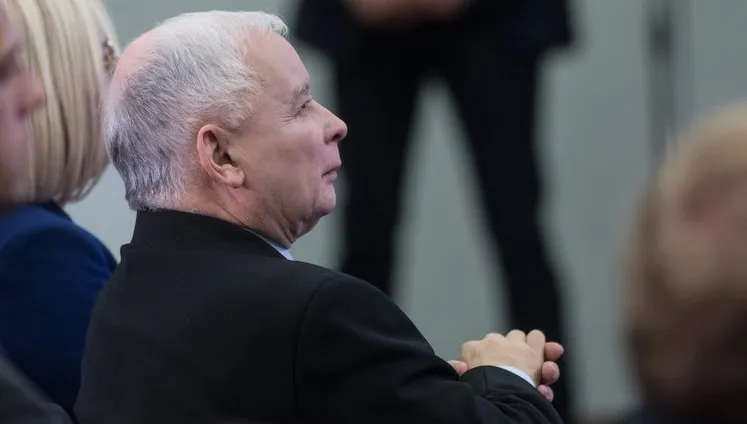 Jarosław Kaczyński o teczce Kujdy. "Ta informacja spadła na mnie jak grom z jasnego nieba"