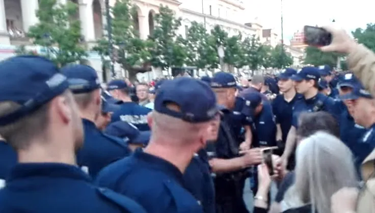 Ruszył proces uczestników kontrmiesięcznicy smoleńskiej. Obwinionych - pięć osób
