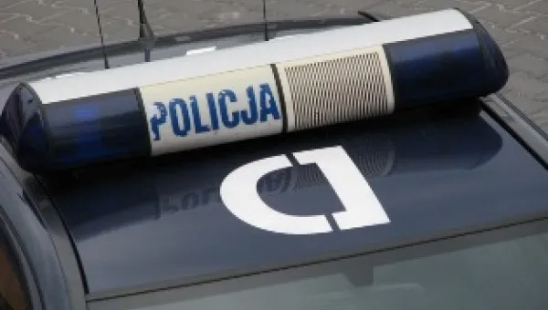Zatrzymała go policja a on... udawał, że nie prowadził!