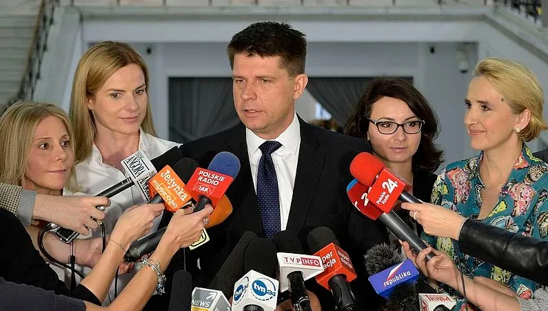 Petru za wolnym handlem w niedziele
