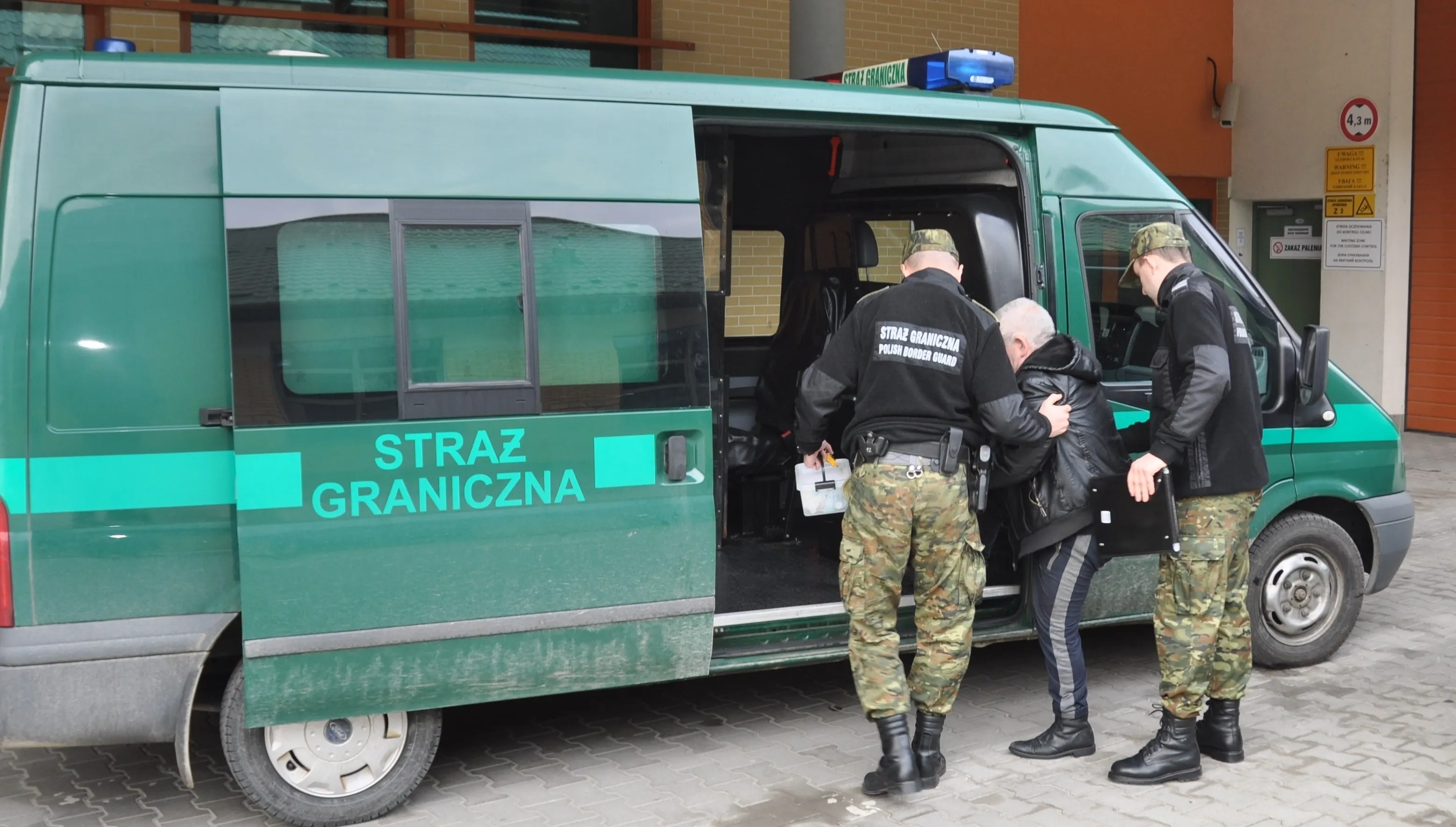 Turek i Bośniak złapani na "zielonej granicy"