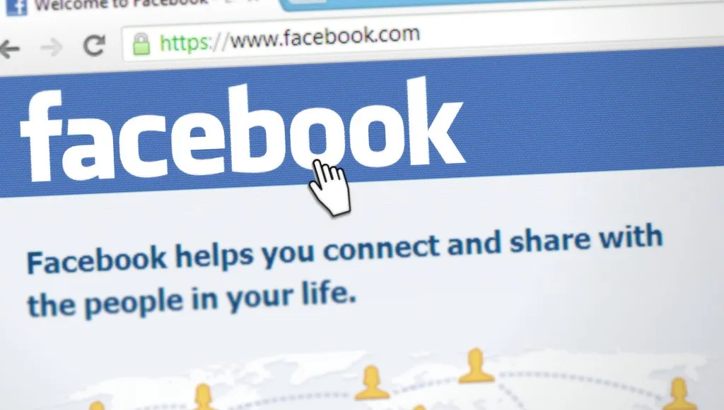 Facebook musi być bardziej przejrzysty