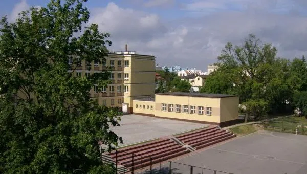 Władze Kielc: spróbujemy wesprzeć nauczycieli