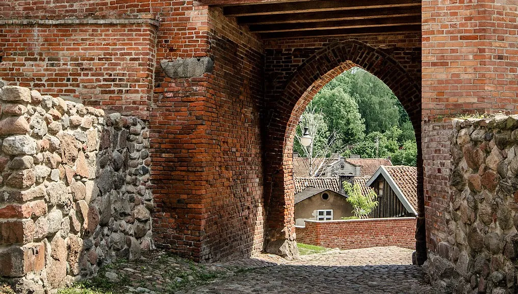 Wyremontują mury obronne w Pasłęku? Są chętni