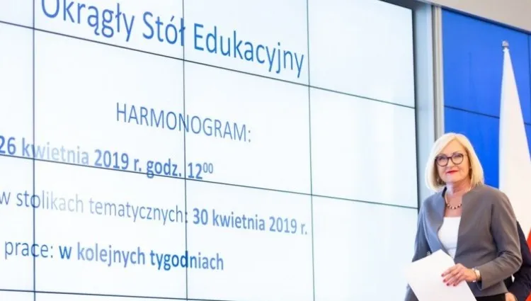Kopcińska zaprasza do debaty o  oświacie