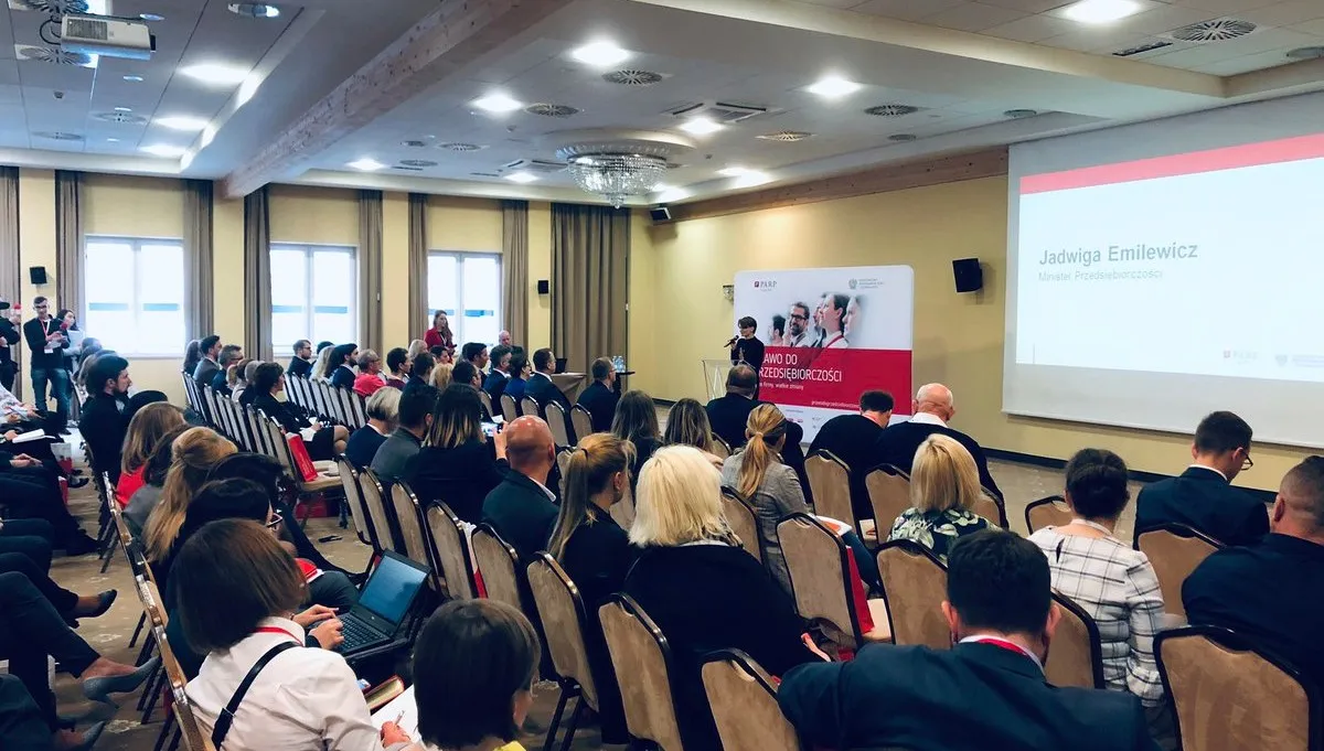 Emilewicz w Kielcach spotkała się z przedsiębiorcami