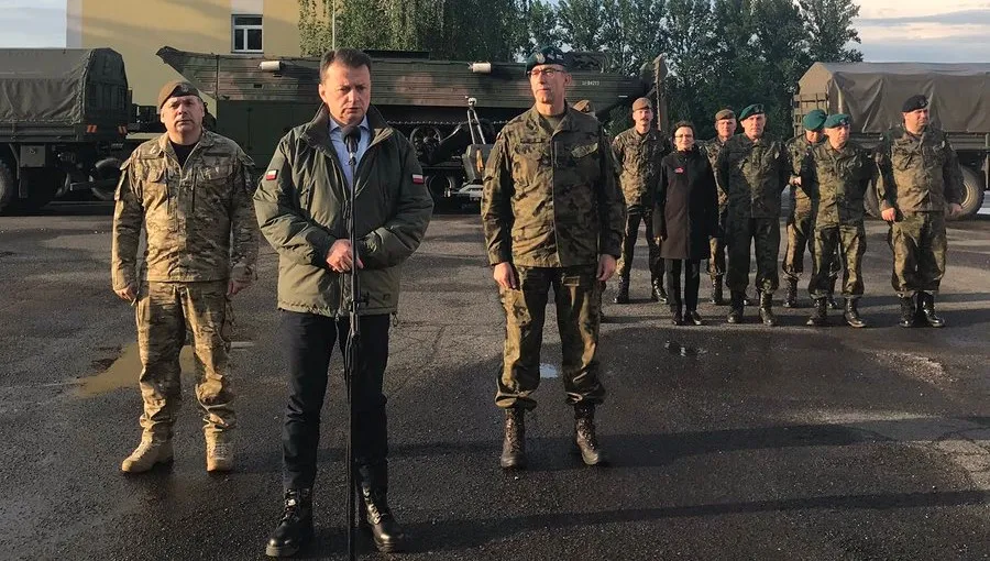 Zagrożenie powodzią - szef MON: wojsko gotowe