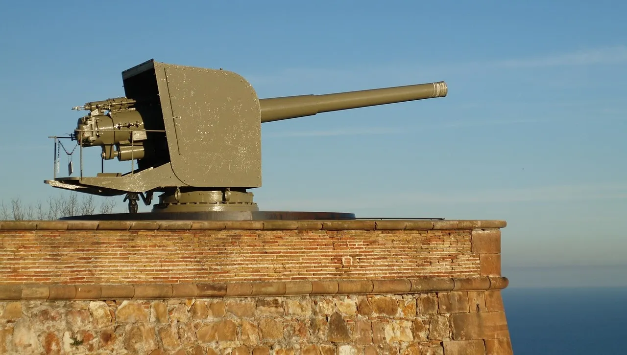  Hiszpania powiększy armię