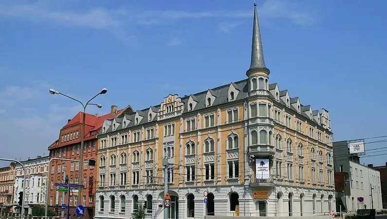 Nowy odcinek antypisowskiej histerii