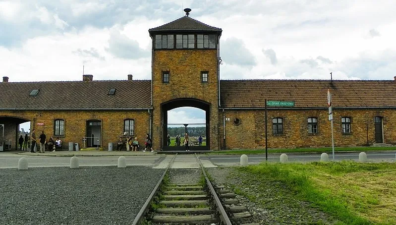 Oświęcim: wystawa o pierwszych polskich więźniach
