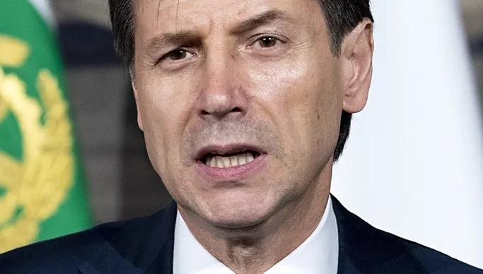 Włosi bronią się przed eurokratami