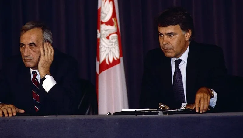 Ma przeprosić za wypowiedź o Tadeuszu Mazowieckim