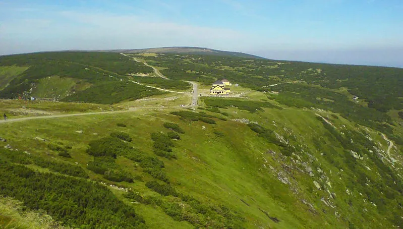 W Karkonoszach utrudnienia na szlakach turystycznych