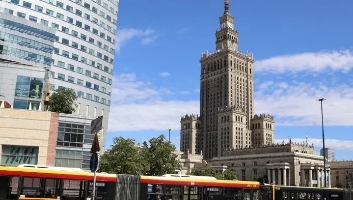 Zarzuty w związku z aferą reprywatyzacyjną