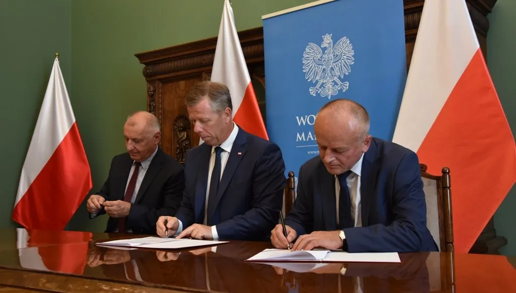 Nowe karetki dla powiatów nowosądeckiego i proszowickiego