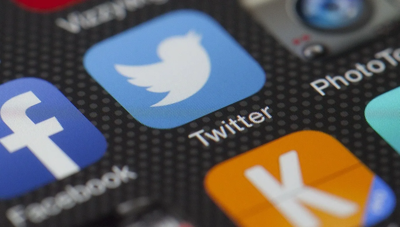 5 lat kolonii karnej za jednego tweeta. Sąd uznał wpis za wezwanie do przemocy