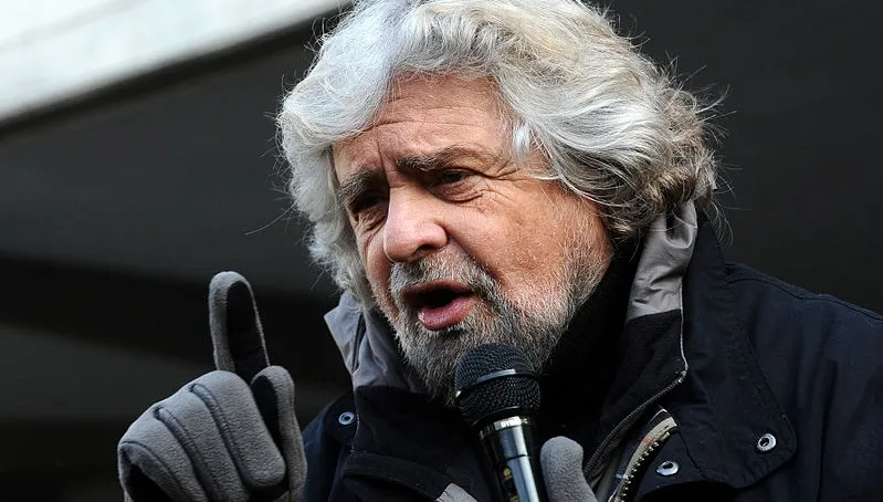 Włochy: "antysystemowcy" razem z lewicą