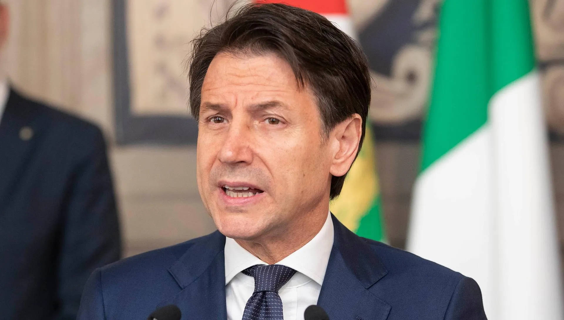 Włochy: nowy rząd chłodno przyjęty