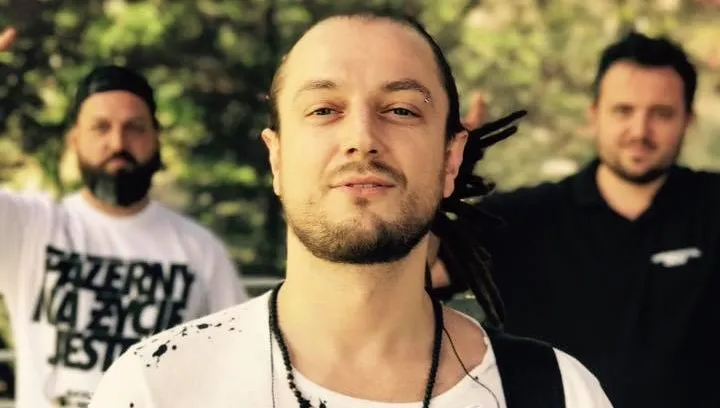 Baron wziął się za ekologię i walczy z pomówieniami. Sprzedaje zepsute produkty?