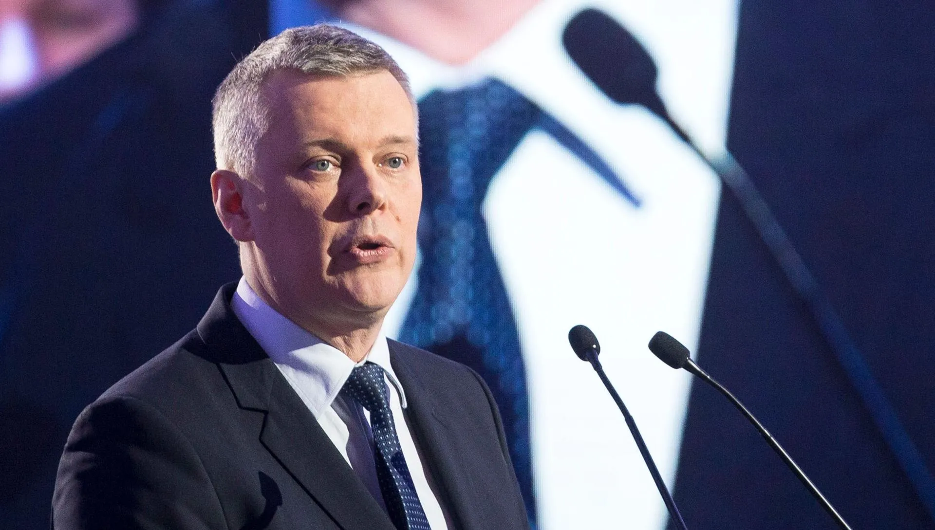 Schetyna: zamiast Neumanna - Siemoniak