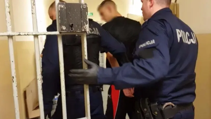 Zatrzymano podejrzanego o dwa napady na ten sam salon gier. Trafił do aresztu