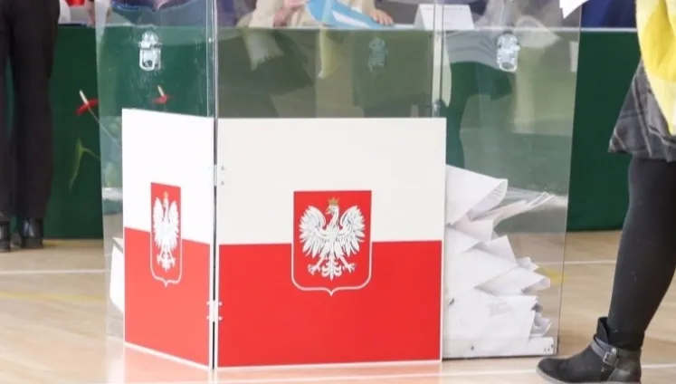 Woj. mazowieckie z najwyższą frekwencją. Najmniej głosów w warmińsko-mazurskim