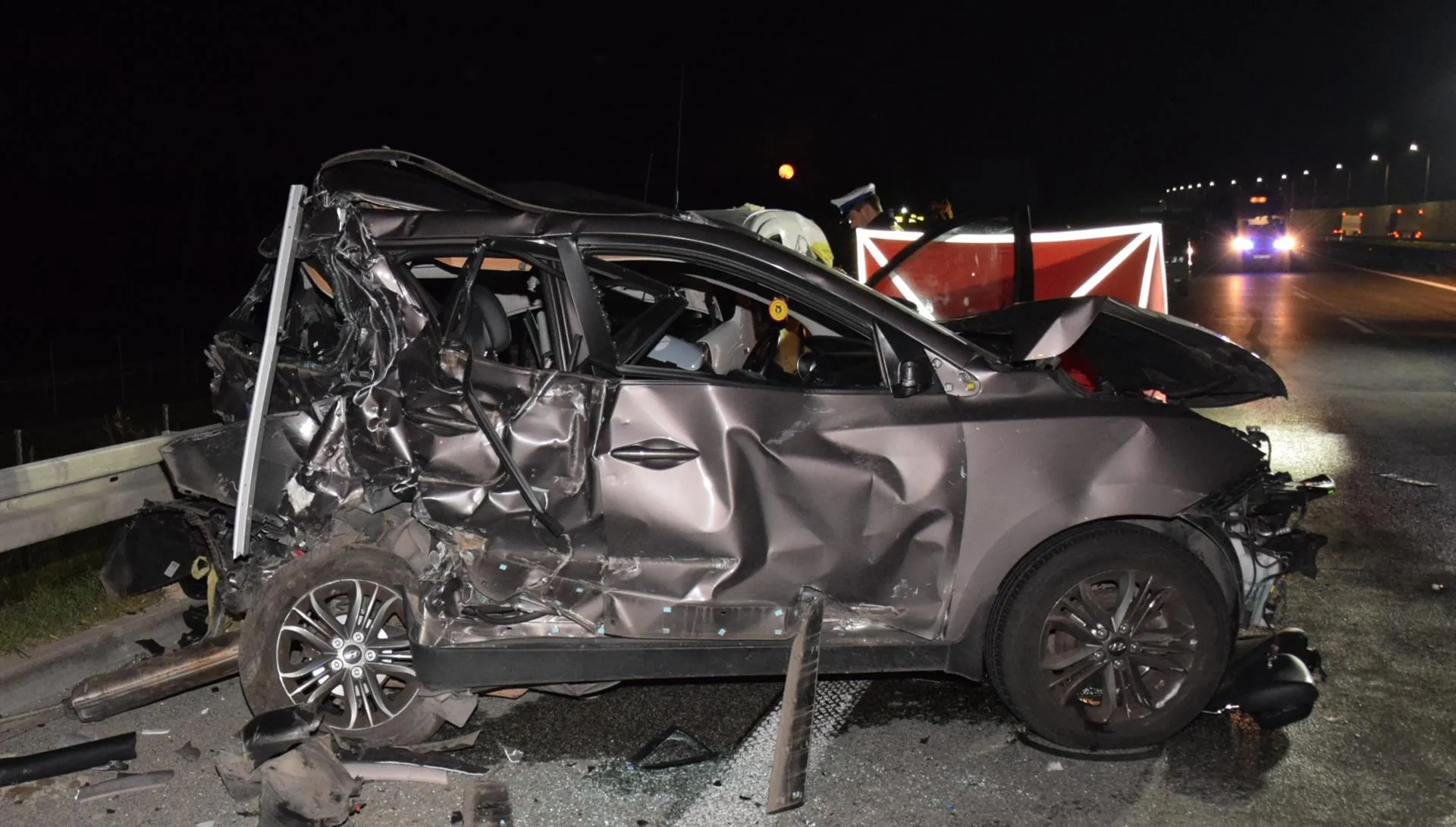 Śmiertelny wypadek na S8 koło Piotrkowa Tryb. - FOTO